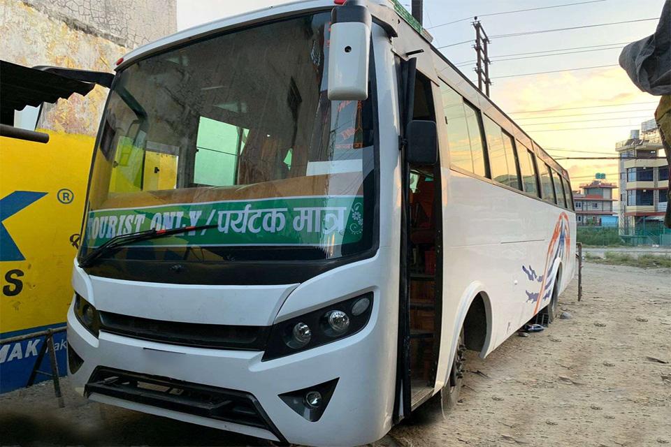 Kathmandu to Delhi Bus